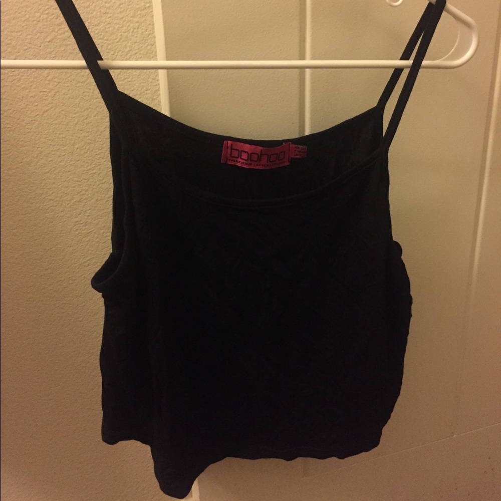 TEMPORARY NFS Boohoo crop top black cropped